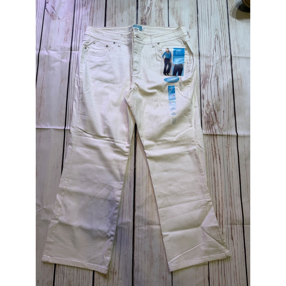 Just My Size JMS White Modern Bootcut Jeans 22W Average Stretch‎ NWT